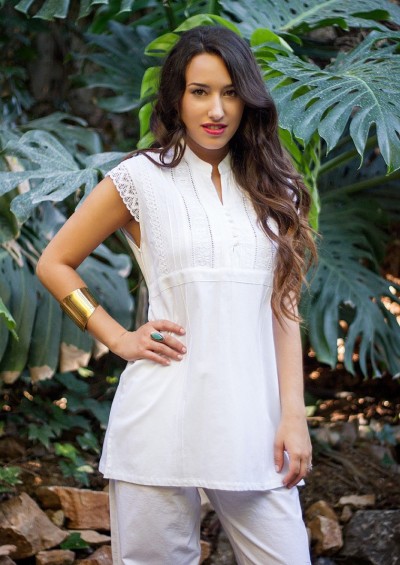 Chemise Guadaloupe brodé a la main